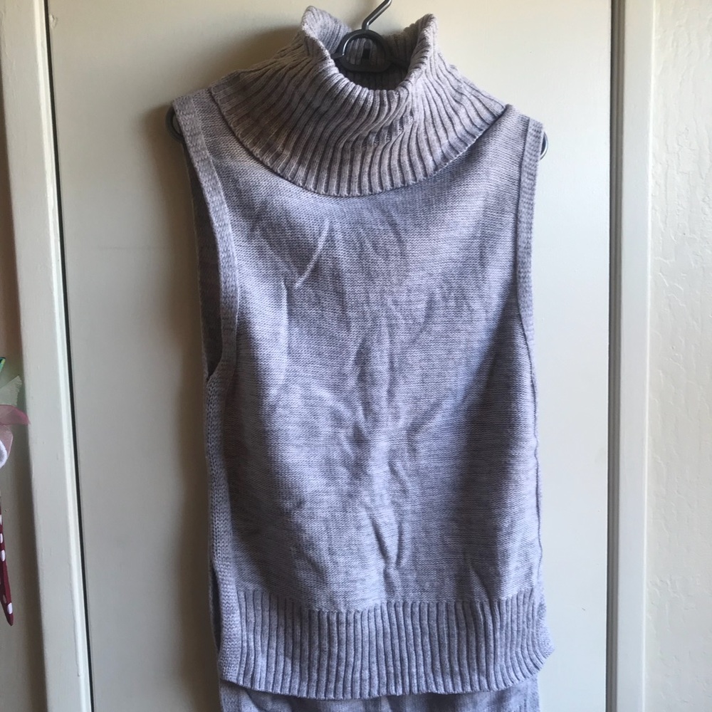 Banana Republic Gray Cowl-Neck Sweater